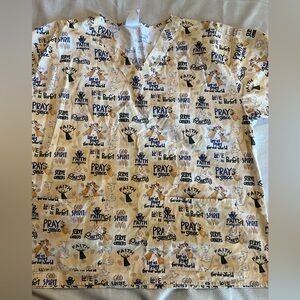 Knot Us women's Religious, Angels Pale Yellow/tan Scrub top SZ XL Made in the US